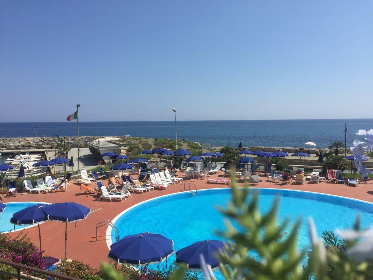Ferienwohnung Casa Di Rosa San Lorenzo al Mare Exterior foto